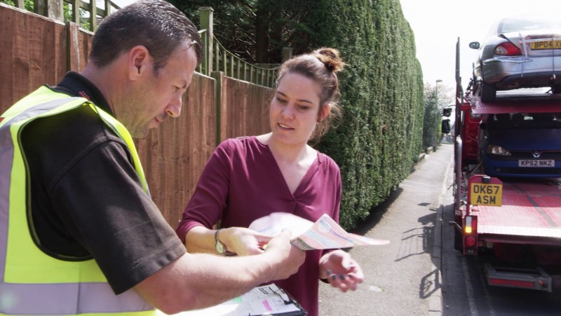 ASM representative collecting a scrap car from a customer